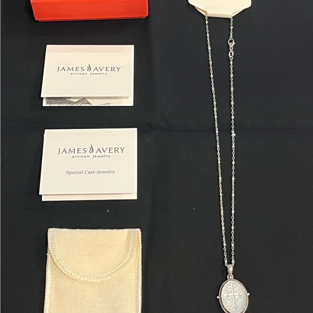 NWT RETIRED James Avery Sculpted Les Fleurs Cross Pearl Pendant Necklace